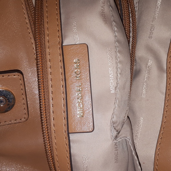 MICHAEL KORS~ Chain Tote - Picture 12 of 12